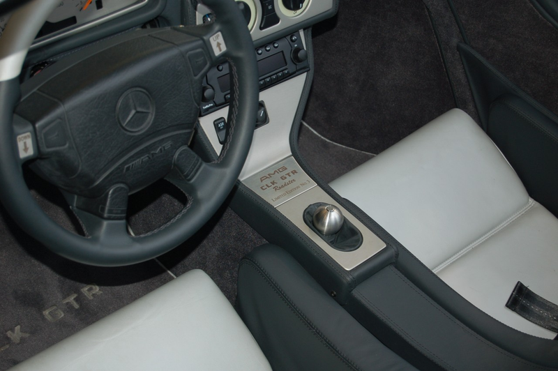 Illustration for article titled The Ten Most Beautiful Gearshifters Ever Made